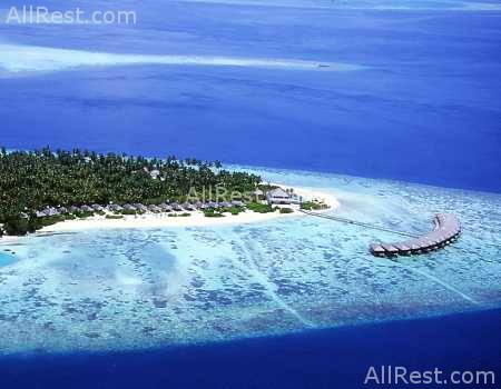 Filitheyo Island Resort 